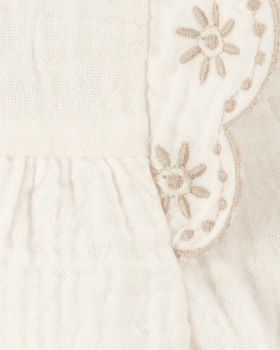 Conjunto dos piezas, pantalón corto de chambray y camiseta de algodón, bordado floral - Image 2